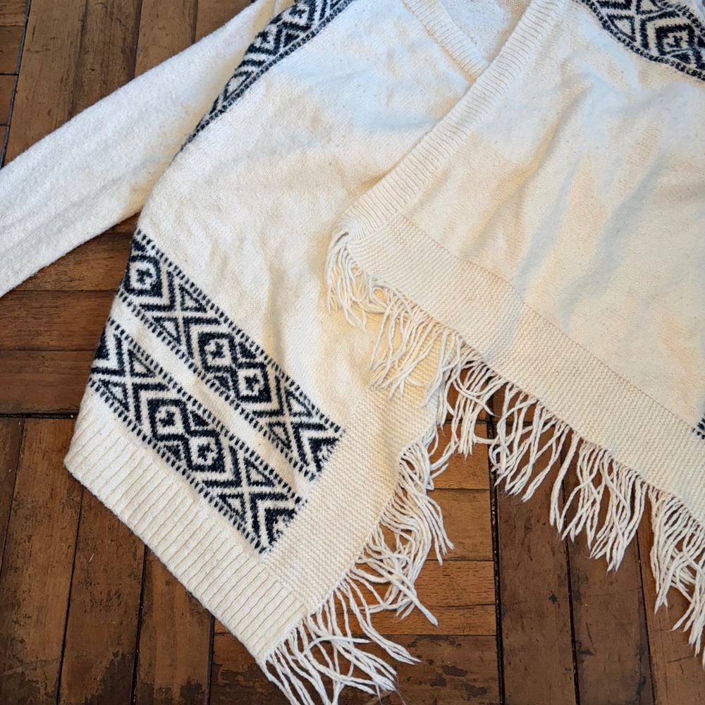 Hollister Womens Cream Aztec Fringe Open Front Cardigan Sweater Size L Boho - Picture 6 of 12